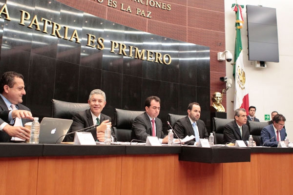 Senado aprueba nuevo régimen fiscal para Pemex
