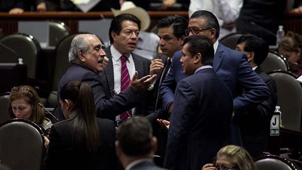 Morena promete PEF 2019 sin moches ni gasolinazos