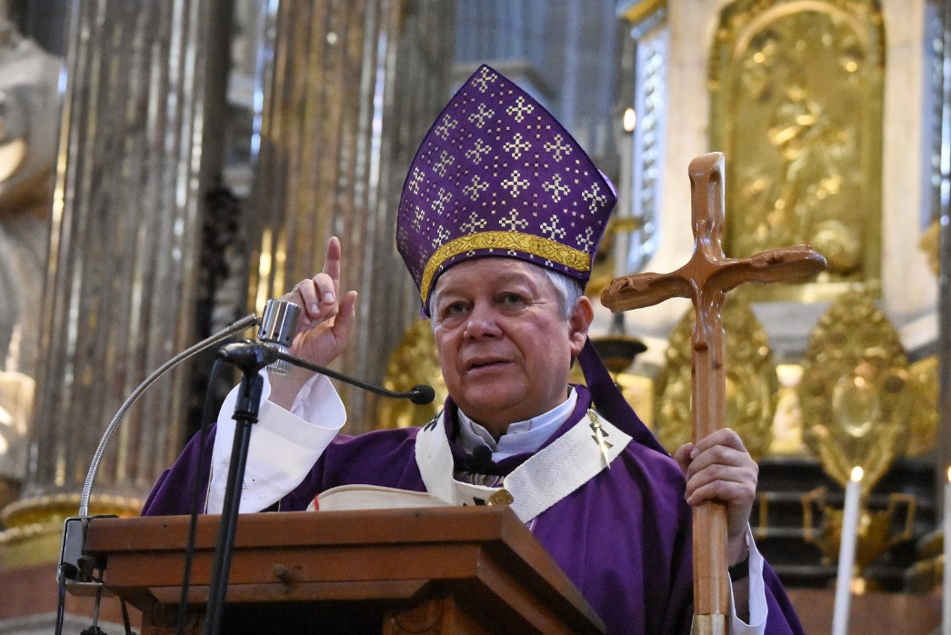 Miércoles de ceniza atípico: clérigos no pondrán cruces en la frente