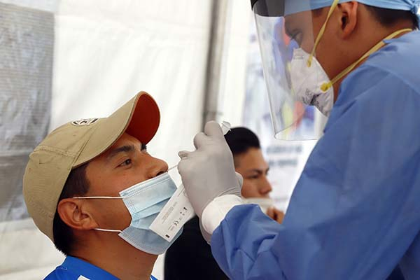 30 muestras de COVID-19 por hora se realizaron en enero en Puebla