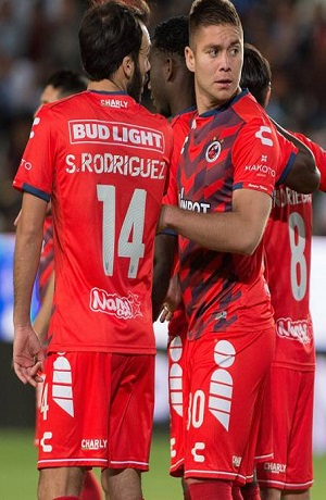 Fidel Kuri reapareció y acusó amaño de partidos para Veracruz descendiera