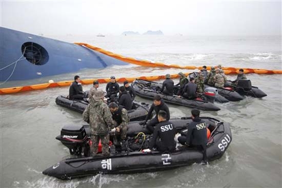 Corea del Sur: Número de muertos por naufragio aumenta a 103