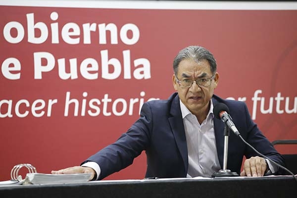 Gobierno de Barbosa niega que titular de la SEP haya renunciado