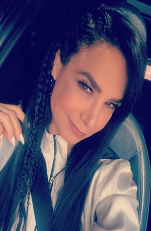 Lis Vega, orgullosa de su figura en Instagram