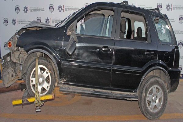 Robo de camioneta desató balacera y persecución al sur de Puebla; hay un detenido