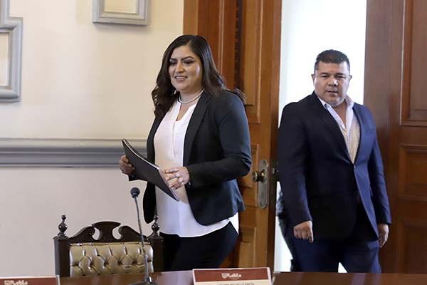 Claudia Rivera anunció cambios en Desarrollo Económico y DIF municipal “por motivos personales”