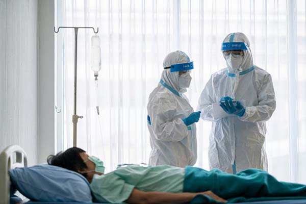 OMS: Pandemia estaría controlada en marzo de 2022
