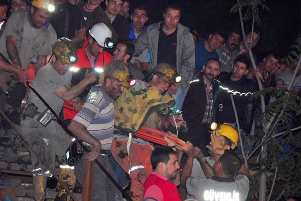 Se eleva a 157 los muertos por explosión de mina en Turquía