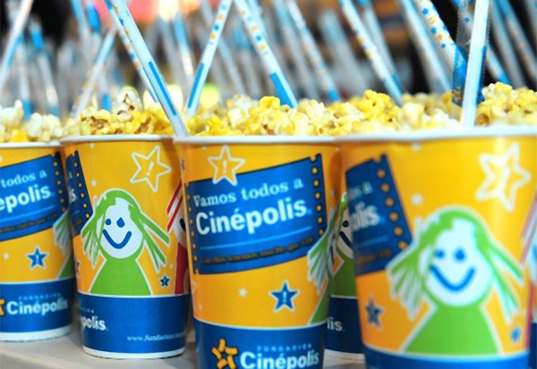 Dulces y palomitas, más redituables que la taquilla de los cines