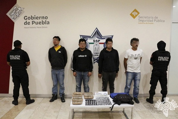 Vendedores de droga de “El Chupón” son detenidos en Puebla