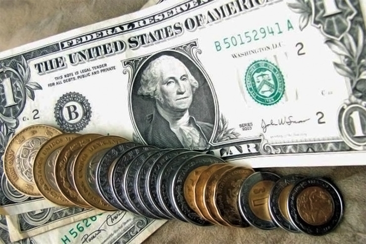 Dólar cerró cotización rayando los 19 pesos este jueves