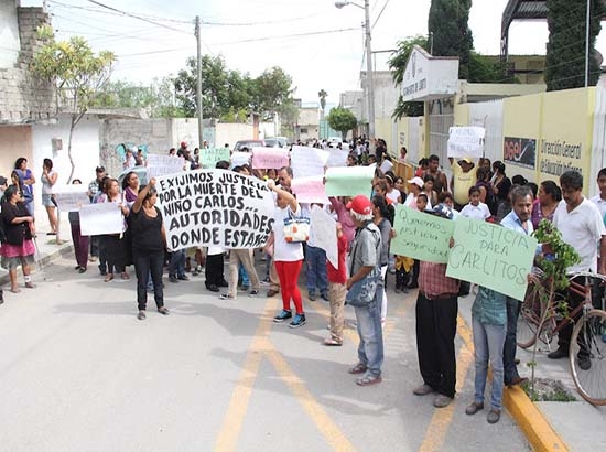 Vecinos de Tehuacán exigen justicia por homicidio de niño