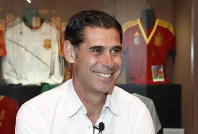 Corren a Lopetegui, Fernando Hierro es el DT de España