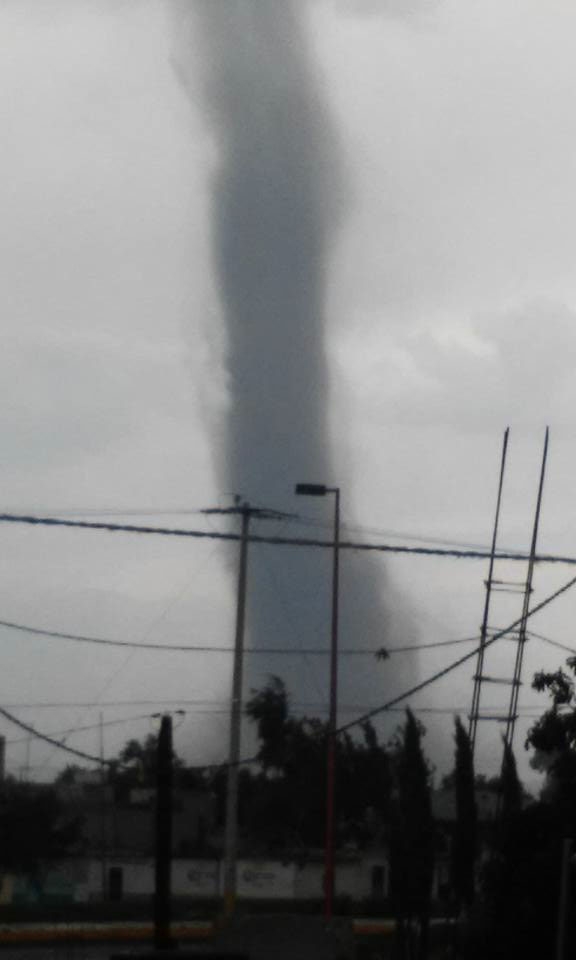 “Serpiente de agua” afectó 10 viviendas de Ciudad Serdán