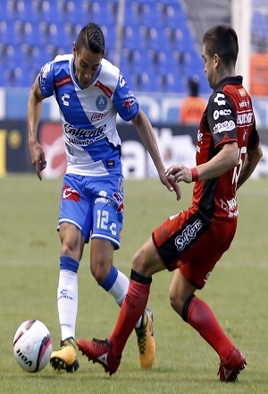 Club Puebla visita a Xolos de Tijuana en la perrera del Caliente