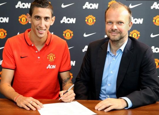 Ángel Di María firma con el Manchester United
