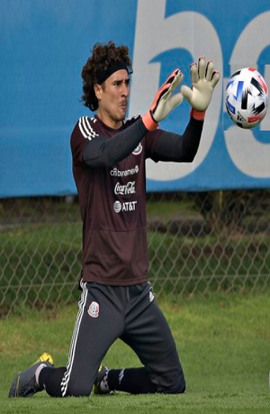 Memo Ochoa es baja de la selección mexicana para enfrentar a Guatemala