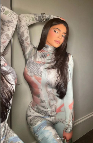 Kylie Jenner hace publicación con mensaje: “ver pero no tocar”