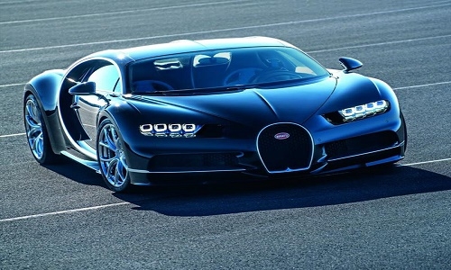 Bugatti Chiron presume velocidad y estética