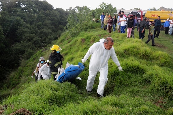 Hallan cadáver de una niña en barranca de Bosques de Santa Anita