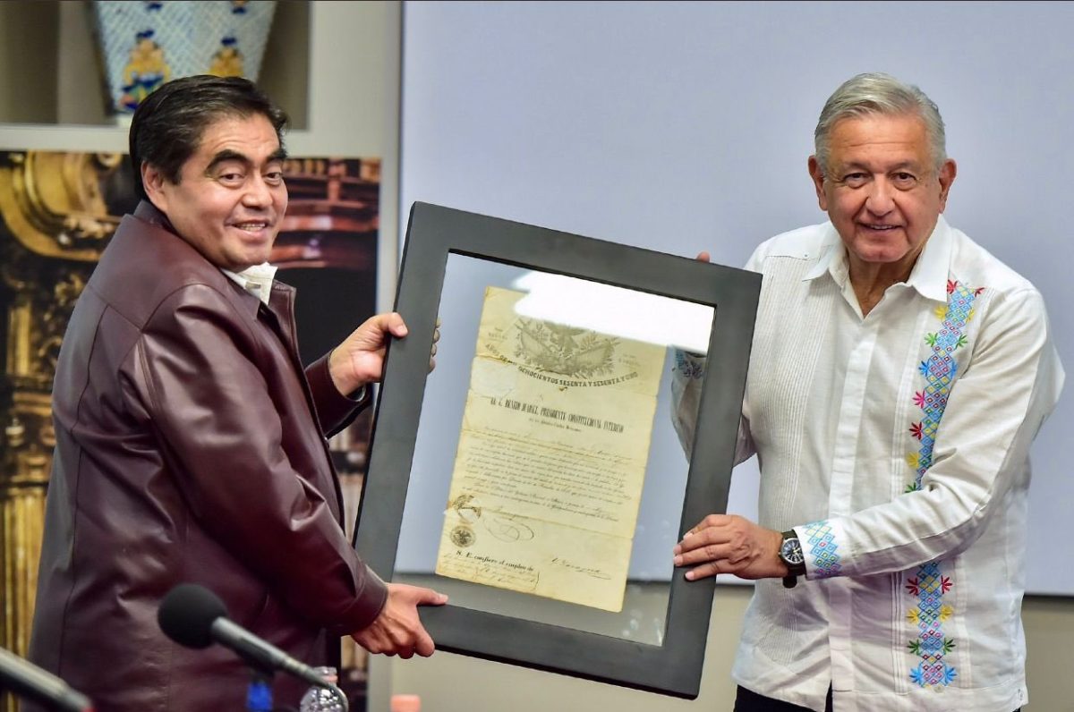 AMLO se reunió con Barbosa en Casa Aguayo; confirma asistencia a desfile del 5 de Mayo