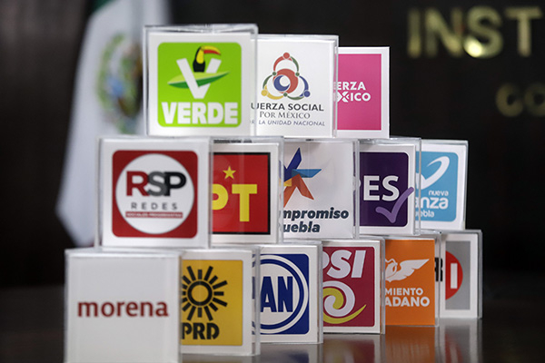 Partidos políticos, policías y diputados, reprobados por los poblanos