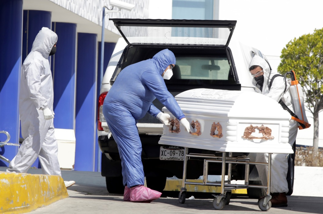 OMS: muertos por COVID son el triple de lo reconocido oficialmente
