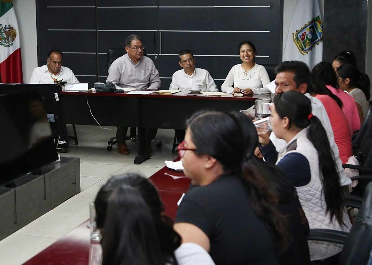Antonio García, nuevo director interino de la Normal de Teteles