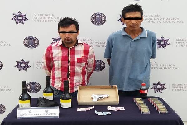 Cayeron asaltantes de Oxxo en Romero Vargas