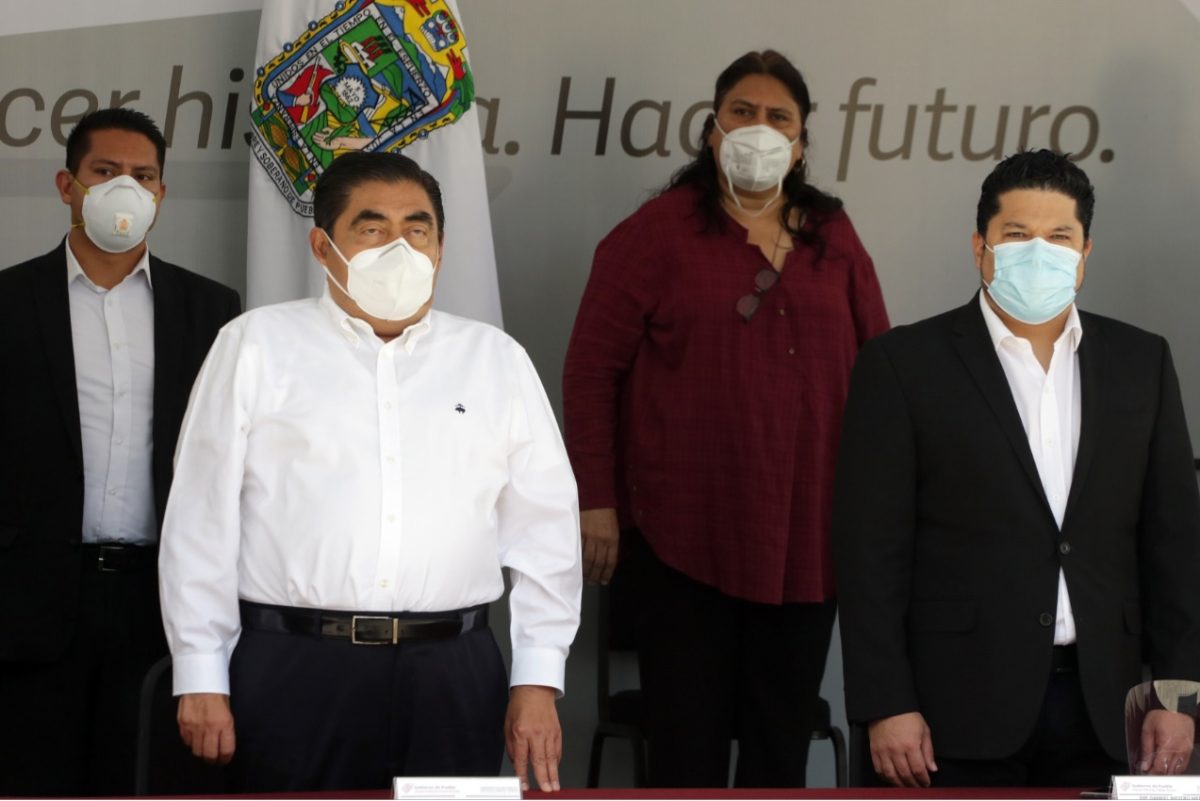 Miguel Barbosa preside ceremonia por aniversario luctuoso de Benito Juárez