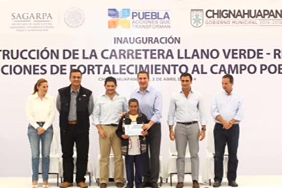 RMV entrega apoyos e inicia obras en Chignahuapan por 26.7 mdp