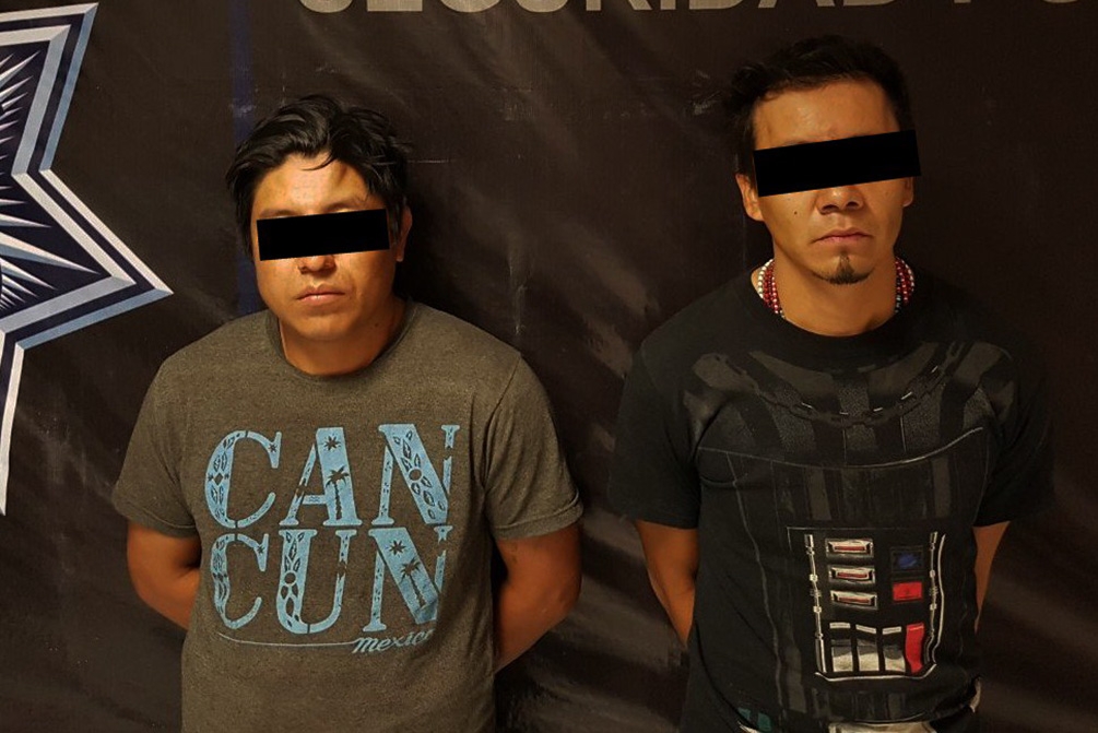 Rescatan a chofer y su pareja en tráiler robado en la México-Puebla; hay dos detenidos