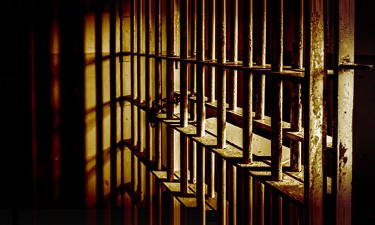 4 custodios, incluido el jefe, posibles responsables en fuga de reo en Tecamachalco: FGE