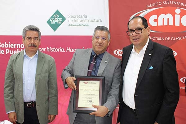 Habrá inclusión de constructores poblanos en la obra pública estatal: Heliodoro Luna