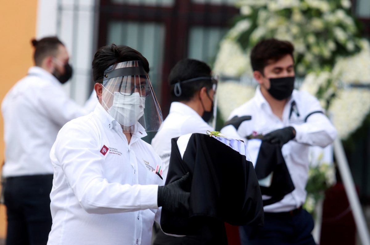 Van 436 migrantes poblanos muertos por COVID