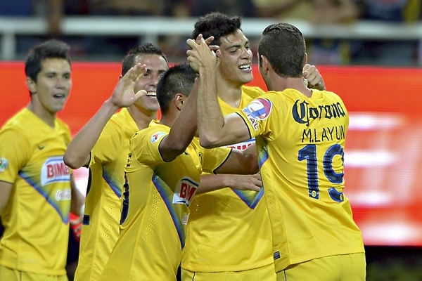América goléo a Chivas 4-0 en el Clásico