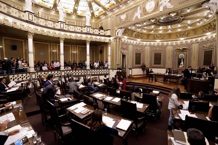 En tiempos de “austeridad”, diputados de Puebla se compran laptops y tabletas con cargo al erario