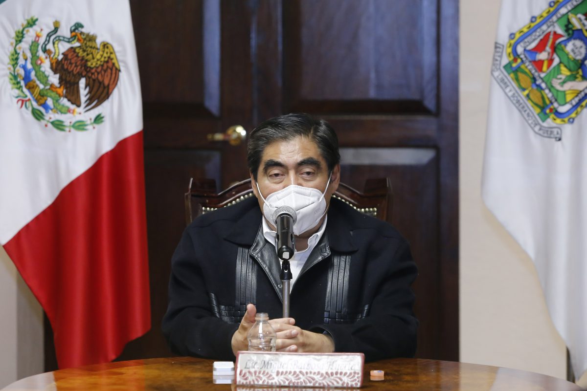 Barbosa pide previsión a CFE por apagones
