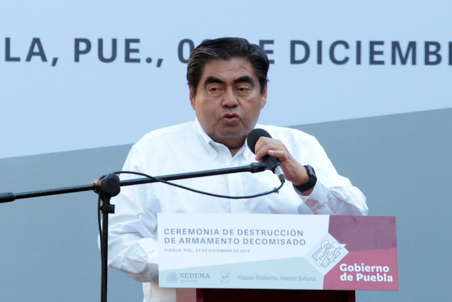 “A los policías que extorsionen, me los chingo”: Barbosa