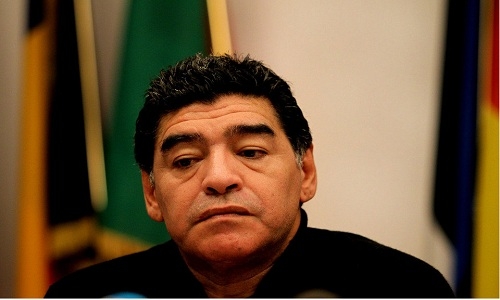 Maradona critica a FIFA: ¿A quién mató Suárez?