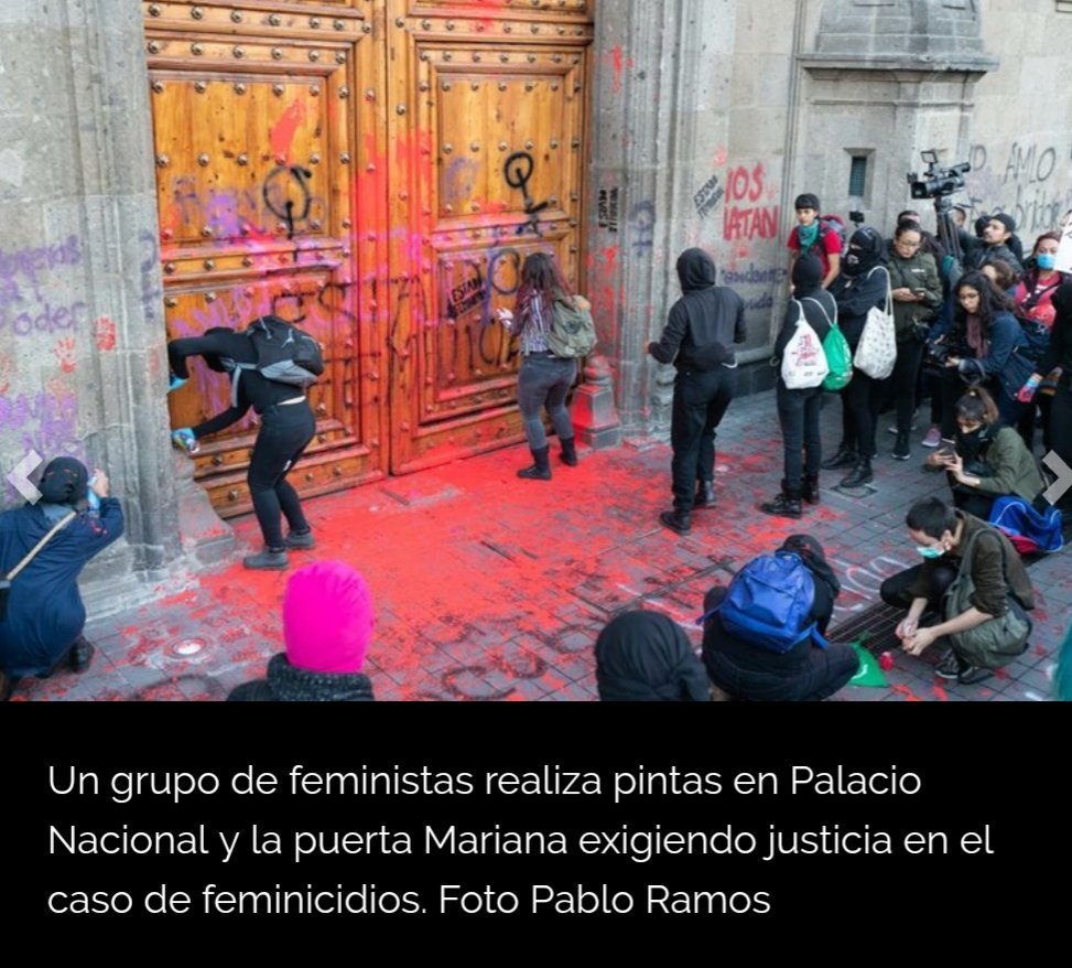 Mujeres protestan en Palacio Nacional: exigen a AMLO frenar feminicidios