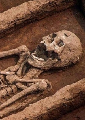 Hallan en China fósiles de cinco mil años de hombres gigantes