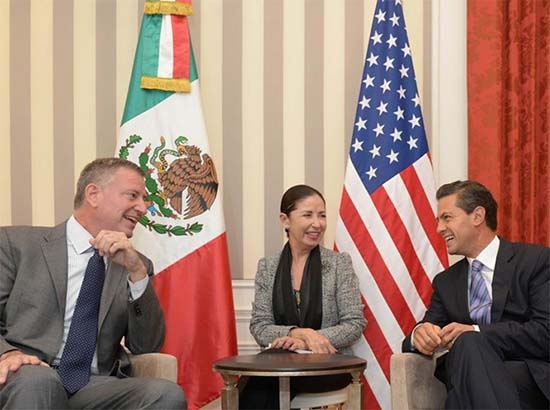 Peña Nieto reconoce políticas en favor de mexicanos en NY