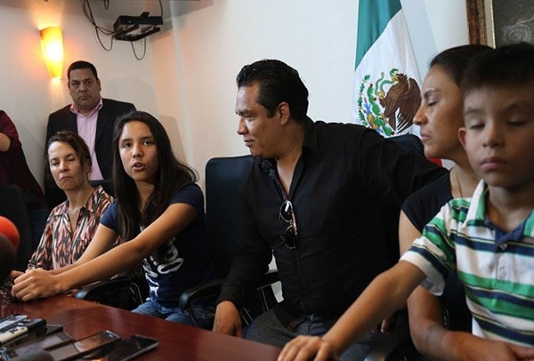 CNDH pide información sobre joven sustraída por Interpol