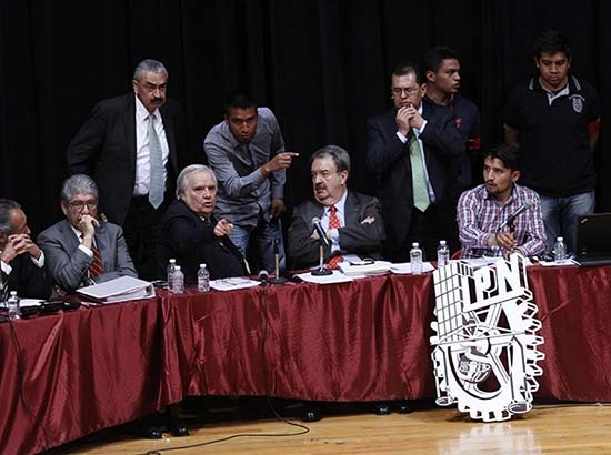 Fracasa reunión entre IPN y gobierno: no hay fecha para levantar paro