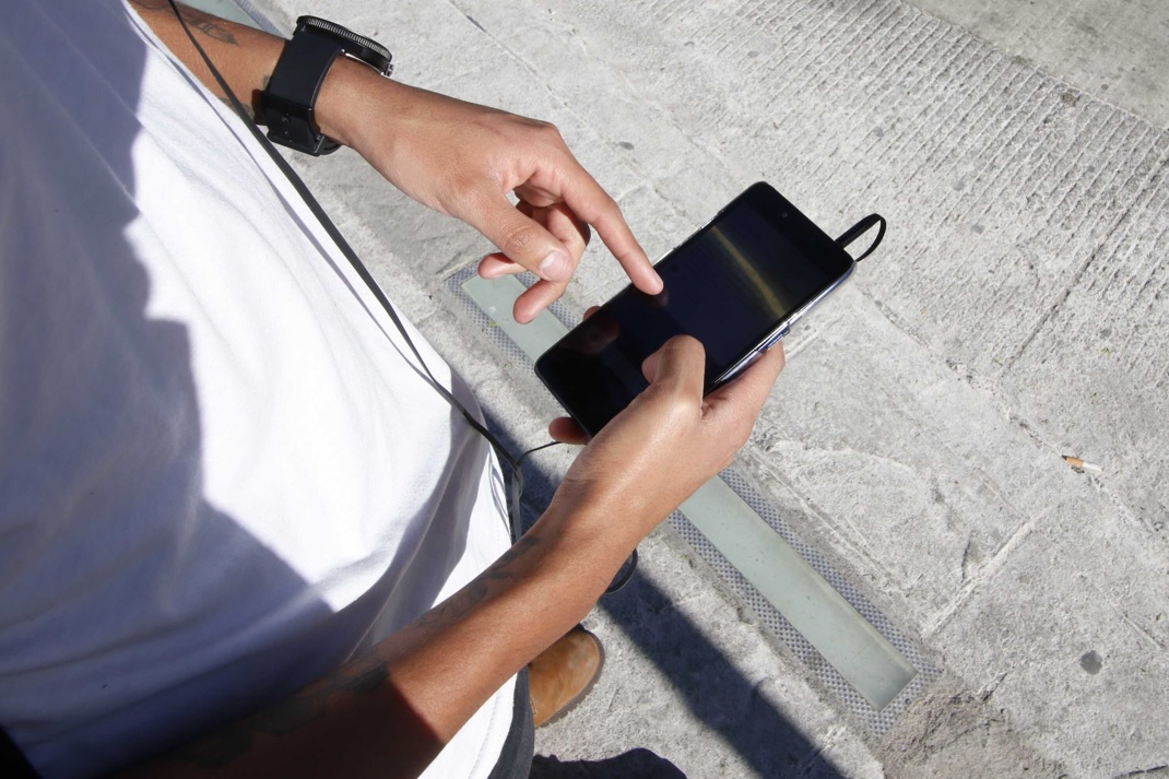 Buscan sancionar la “sextorsión” en Puebla