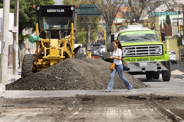 Ayuntamiento anuncia rehabilitación de 15 vialidades deterioradas