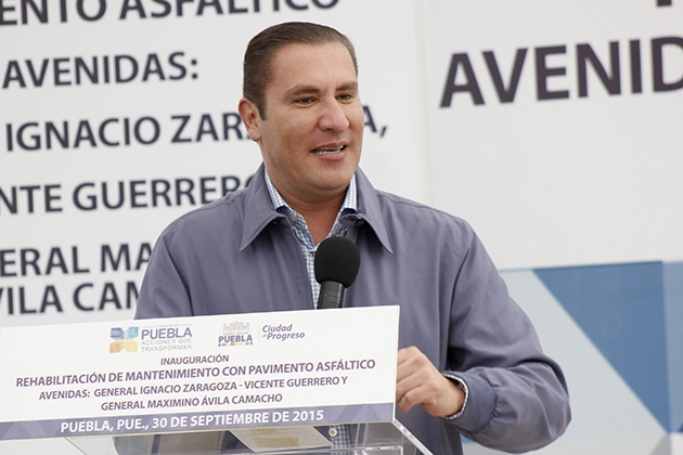 Moreno Valle respalda a Giles en contienda por dirigencia del PAN