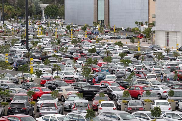 No rebasamos aforo permitido este fin de semana: plazas y centros comerciales