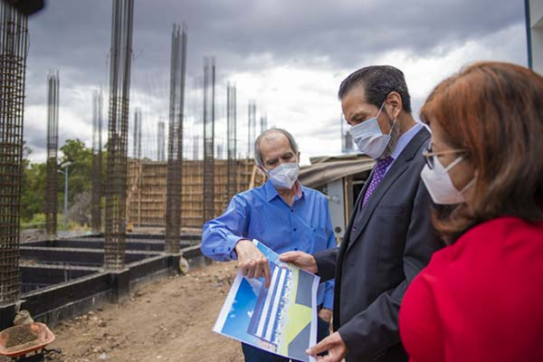 BUAP: Esparza Ortiz supervisa avance del nuevo edificio para la Escuela de Artes Plásticas y Audiovisuales